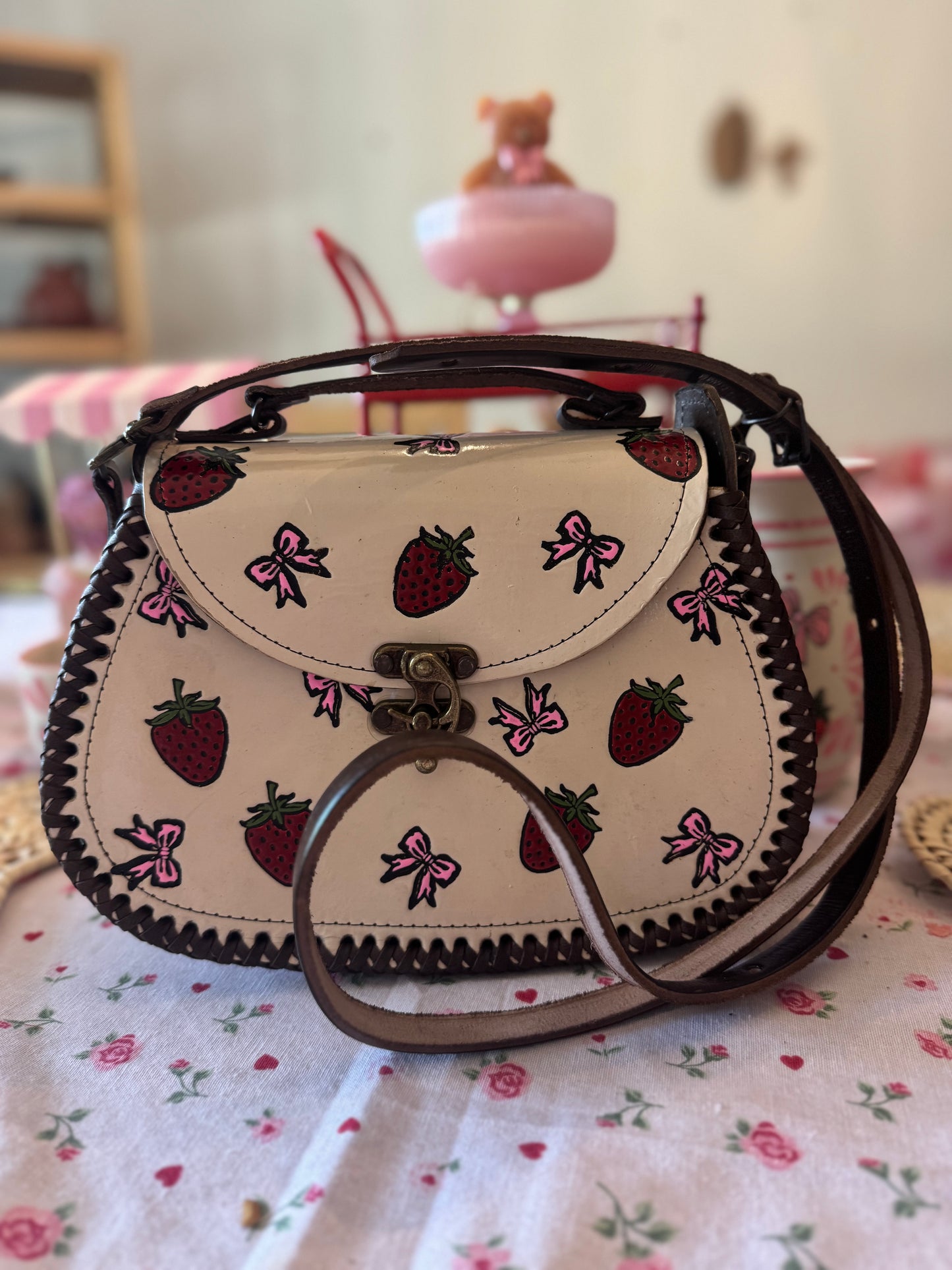 Niña Fresa Bag (discounted/small issues on bag)