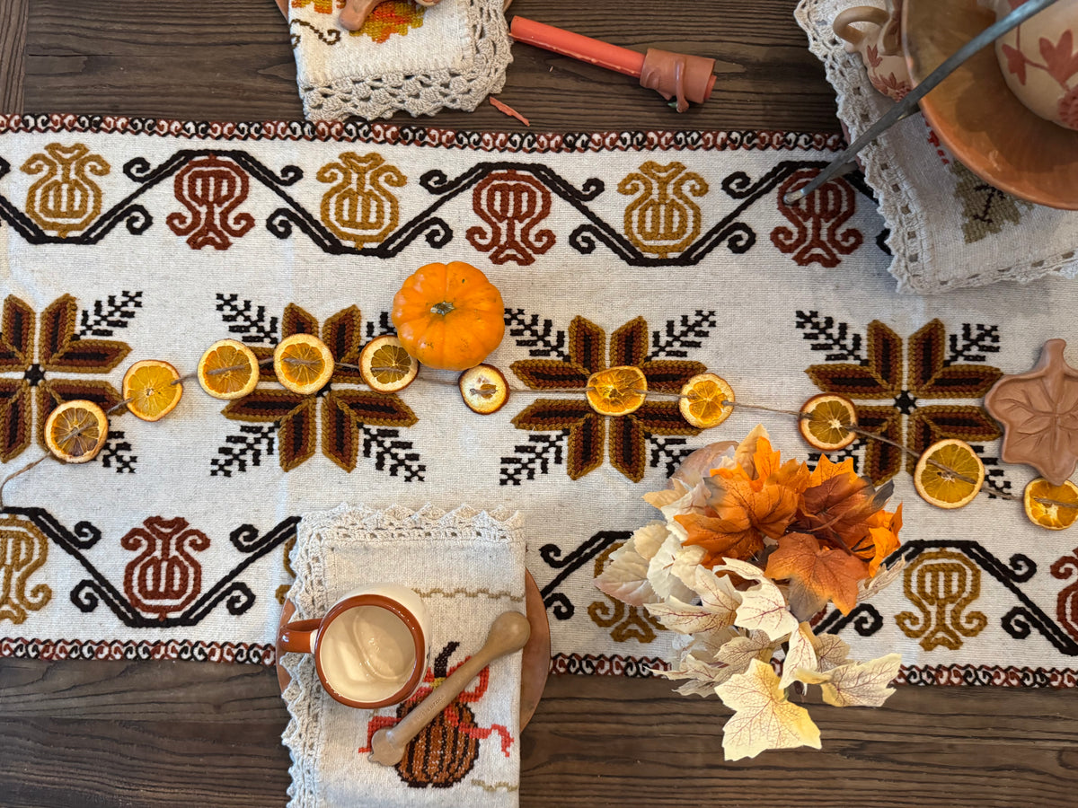 Fátima Table runner