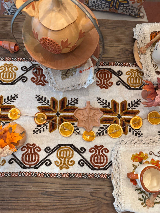 Fátima Table runner