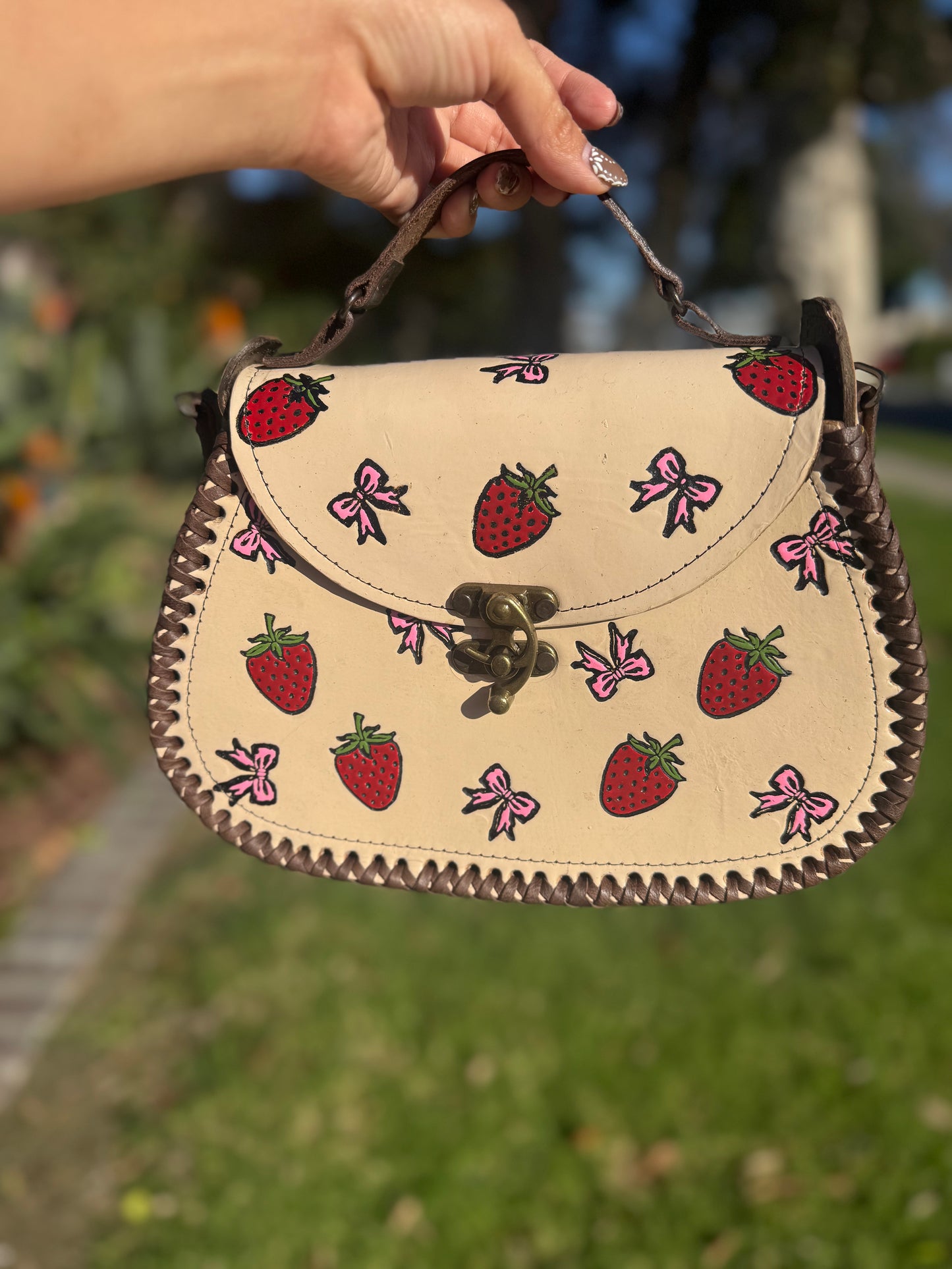 Niña Fresa Bag (discounted/small issues on bag)