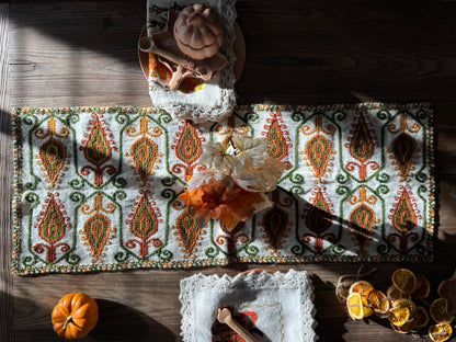 Luz Small Table Runner