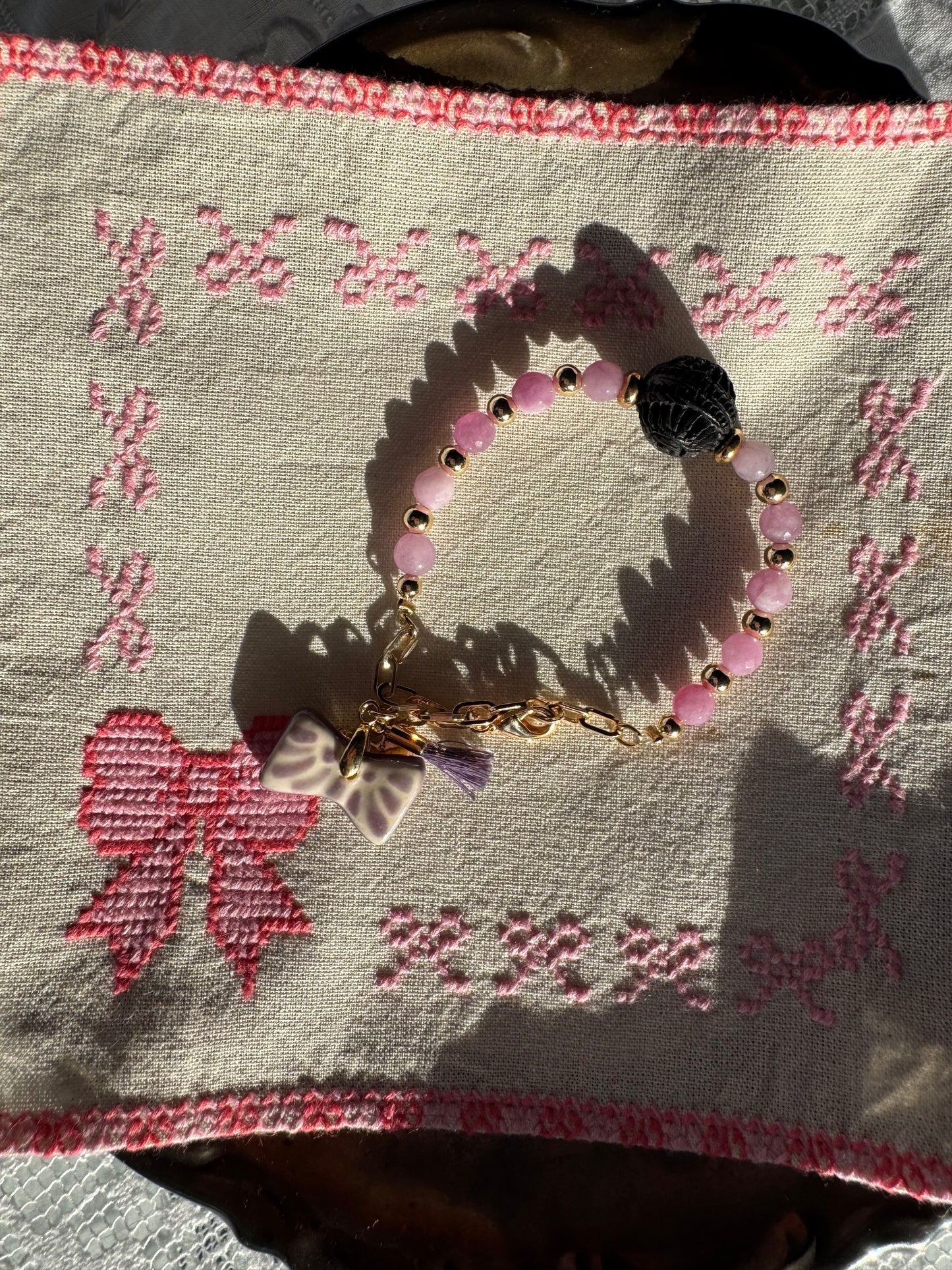 Bow bracelet